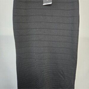 Women's NWT Topshop Black Stretch Pencil Skirt. US size 8.